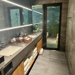 NOT A HOTEL KITAKARUIZAWA - バスルーム