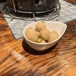 炭焼ホルモン えいた - ウズラの卵の塩麹漬け