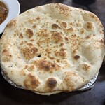 パミールマート レストラン & ハラルフード  坂東店 - ナン