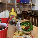 CBS BUBBLE LAUNDRY DINER - 