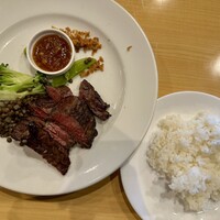 エサカイタリアン オカムー - ブラックアンガス牛ハラミ肉ステーキ 57℃13時間低温調理＋ライス