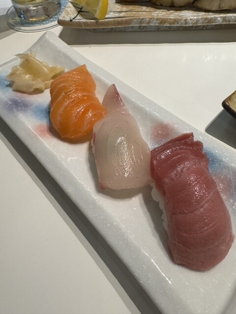 スシダイニング ジン（SUSHI DAINING JIN） - 青森（寿司）の写真