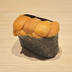 鮨 一幸 - 浜中のバフンウニ軍艦巻き