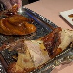 中国料理 旬輝 - 北京ダック実演切り分け