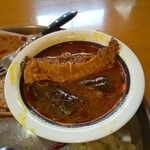 インディアン・レストラン　ロタ - カレイとナスのカレー