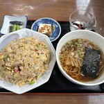 こまどり食堂 - チャーハンとミニラーメン