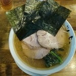 横浜家系 麺屋はやぶさ - チャーシュー麺(ロース )