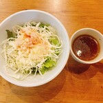 Danbo CAFE&HAMBURG - セットのシーザーサラダとオニオンスープ