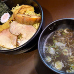 おおぜき中華そば店 - 【限定】鰤節と梅のつけそば（850円）