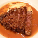 Dhiba - 牛モモ肉のステーキ