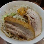 ラーメン　肉を喰らえ!! - 