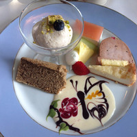 現代仏蘭西料理 朔詩舎 - デセール全部乗せ！お腹いっぱい‼︎