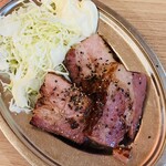 立呑み 晩杯屋 - ベーコンステーキ