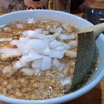 らーめんラブル - 玉ねぎは粗い
