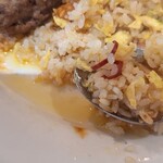 ロビン - 細かな鷹の爪も発見