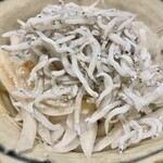 しんのすけ - しらすと新玉ねぎ