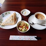 Cafe えんがわ - 料理写真:●えんがわブレンド（モーニングサービス付き）500円

■モーニングサービスは
　ホットサンド　又は、サンドイッチ　が選択できた

を注文してみた