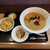 金斗雲 - 料理写真:このお店で一番人気があるであろう本日のランチから

■多分、日替わりメニューだと思うけど

●Aランチ　800円
豚骨ラーメン、ミニチャーハン、水餃子、一口杏仁

を注文してみた