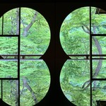 花筏 - 祐斎亭　丸窓の部屋