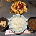ぼてこ - お好み焼ランチ ミックスぼてこ玉子(豚もも·いか·海老·薄焼き卵)とライス中、赤だし、小鉢