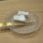 日本料理 みや  - ココナッツミルクの葛餅