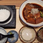 北の炙り　あかり屋 - 本日の煮魚定食
