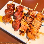 鳥藤 - つくね / レバ / とりねぎ / シロ