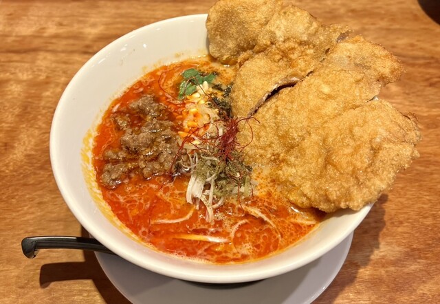 赤い鯨 四川担々麺 赤い鯨 赤坂店 - 赤坂/担々麺 | 食べログ
