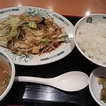 日高屋 - 野菜炒め定食