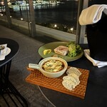 ザゲートホテル - パテドカンパーニュとチリコンカン