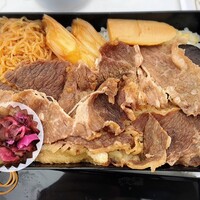 荒井屋 本店 - すきやき弁当