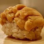 鮨 やすみつ - 馬糞雲丹