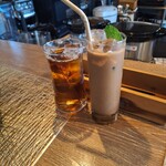 마루피니 - 우롱차, 스리랑카식 밀크 아이스 커피