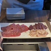 焼肉うしごろ 新宿三丁目店 - 