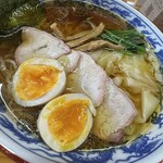 とら食堂 - 【ワンタン麺＝tp煮玉子】
