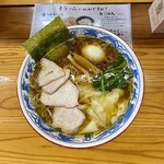 とら食堂 - 【ワンタン麺tp煮玉子】