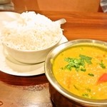 アーンドラ・キッチン - ﾄﾏﾄ･ﾊｯﾌﾟｰ&ﾊﾞｽﾏﾃｨﾗｲｽ