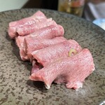 焼肉 ホルモン Beef Boss - タン元