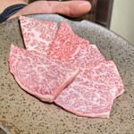 焼肉 ホルモン Beef Boss - リブ芯