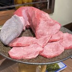 焼肉 ホルモン Beef Boss - タン元