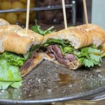 焼肉 ホルモン Beef Boss - バインミー