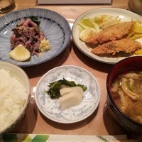 新宿割烹 中嶋 - 刺身定食  800円