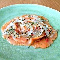 スモークサーモンのマリネ