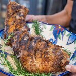 館山美食倶楽部 - 2025.5 ラム後ろ足の丸ごと炭火焼き