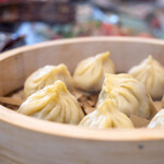 館山美食倶楽部 - 2025.5 薄皮包子（ラムの切れ端を使用したウイグル小籠包）