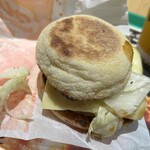 マクドナルド - 料理写真:上下戻してかえってmisérable