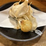 日本泉 - にんにくの素揚げ