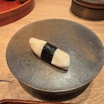 すし処 ひさ田 - 愛知の平貝、福岡柳川の海苔巻 