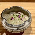 我逢人 - 高知の“のれそれ”(穴子の稚魚)の甘酢ジュレ寄せ