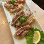 鳥焼肉ヒキワライ - 「ぼんじり塩」627円、「もも柚子こしょう焼」682円
